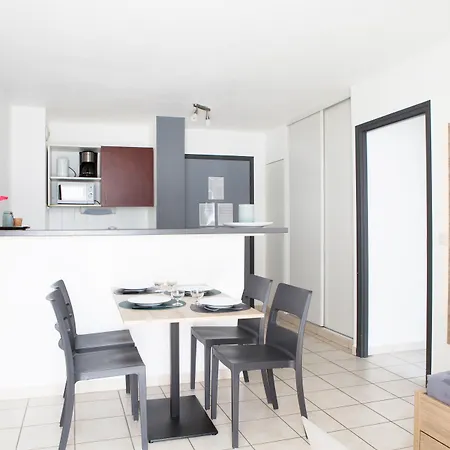 Hotel Zenitude Hôtel-résidences La Versoix