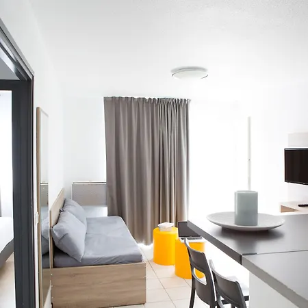 Zenitude Hôtel-résidences La Versoix