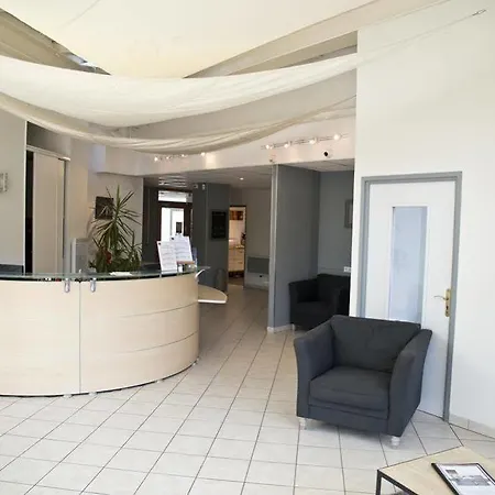 Zenitude Hôtel-résidences La Versoix Hotel