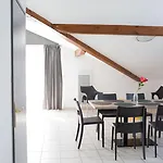 Comfort La Versoix 3* Дивон-Ле-Бэн