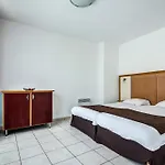 Отель Comfort La Versoix 3*