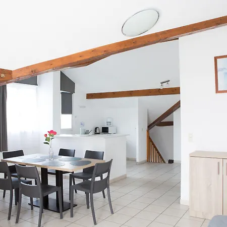 Comfort La Versoix 4*
