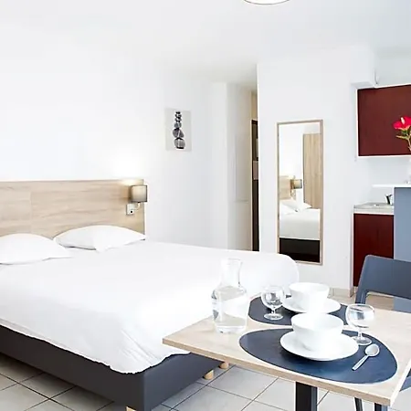Comfort La Versoix Ξενοδοχείο με διαμερίσματα 3*