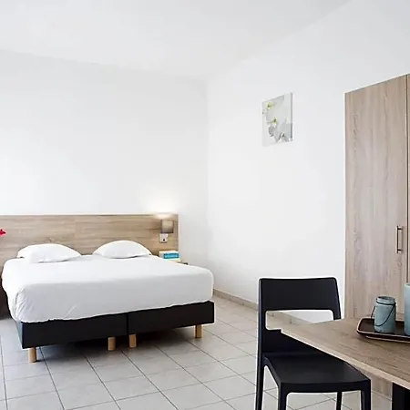 Ξενοδοχείο με διαμερίσματα Comfort La Versoix Divonne-les-Bains